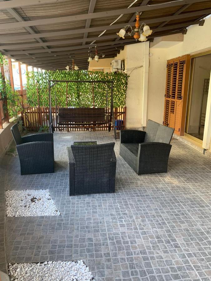 Ground Floor Apartment With Big Balcony Larnaca Exterior photo