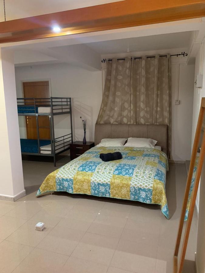 Ground Floor Apartment With Big Balcony Larnaca Exterior photo